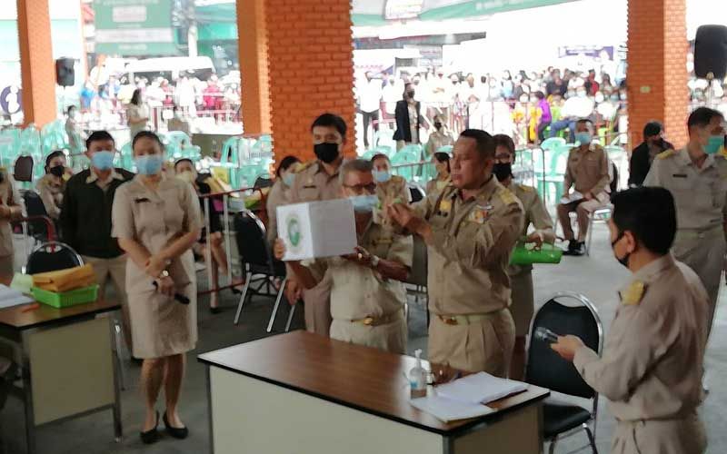 5กลุ่มประเดิมสมัครชิงนายก-สมาชิกสภาเทศบาลนครลำปาง