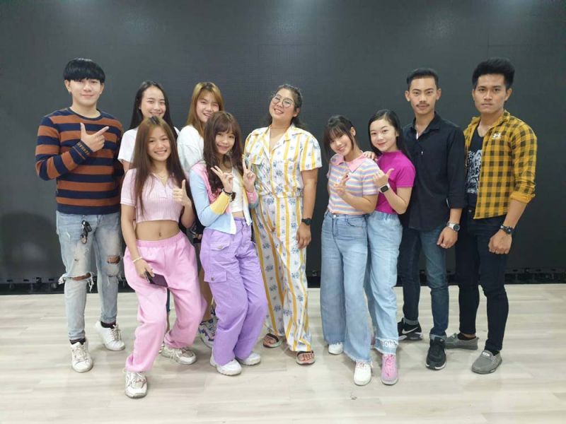 เต้น-นรารักษ์  ใจสั่นหวั่นตกงาน!!!  ยอมรับความสามารถของศิลปินรุ่นใหม่