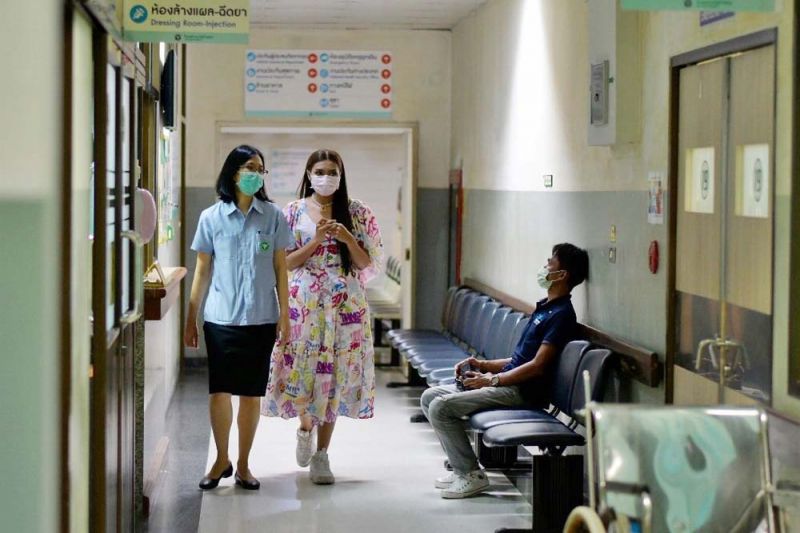 ทัพดาราและอินฟลูเอนเซอร์จิตอาสา  ลงพื้นที่รณรงค์ช่วยโรงพยาบาลชุมชมใน 8 จังหวัด