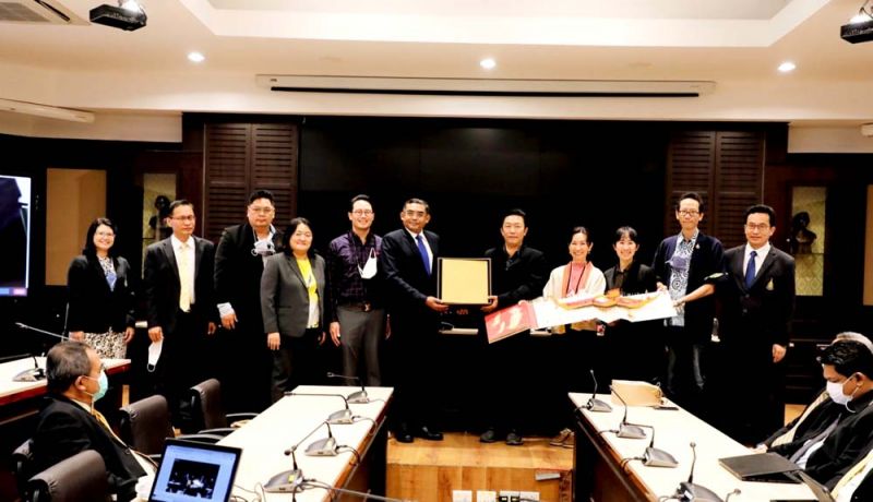 ม.อ.ร่วมเอกชน มุ่งวิจัย‘กัญชา กัญชง และกระท่อม’  ตอบโจทย์วงการแพทย์สู่ยาแผนไทยและแผนปัจจุบัน