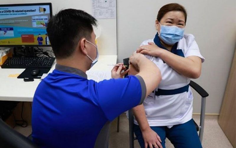 ‘สิงคโปร์’หารือต่างประเทศทำใบรับรองคนรับวัคซีนโควิด ‘อินโดนีเซีย’เริ่มฉีดให้สื่อ
