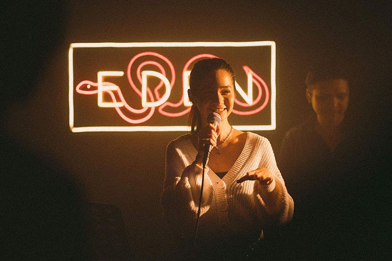 ‘วี-วิโอเลต’แต่งเอง-ร้องเอง บรรเลงความรู้สึกในเพลง‘คนสำคัญ’