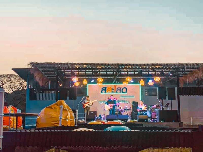 ‘อ้น-สราวุธ’ชวนชิล สละโสดร้านอาหารสไตล์โคราช