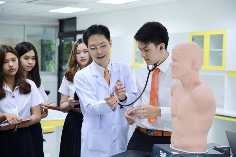 วิทยาลัยวิทยาศาสตร์การแพทย์เจ้าฟ้าจุฬาภรณ์ เปิดรับสมัครหลักสูตรแพทยศาสตรบัณฑิต รอบ 2