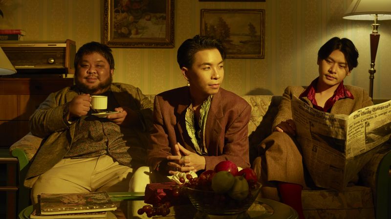 แฟนเพลงเฮ !  Polycatปล่อยPillow warอัลบั้มชุดที่ 3 กับ 8 เพลงคุณภาพออกมาให้ฟังแล้วทุกแพลตฟอร์ม