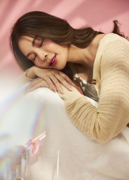 ‘เอวา’ ยิ้มไม่หุบ ‘ด้อมพระอาทิตย์’ อวยพรวันเกิดบอกรัก