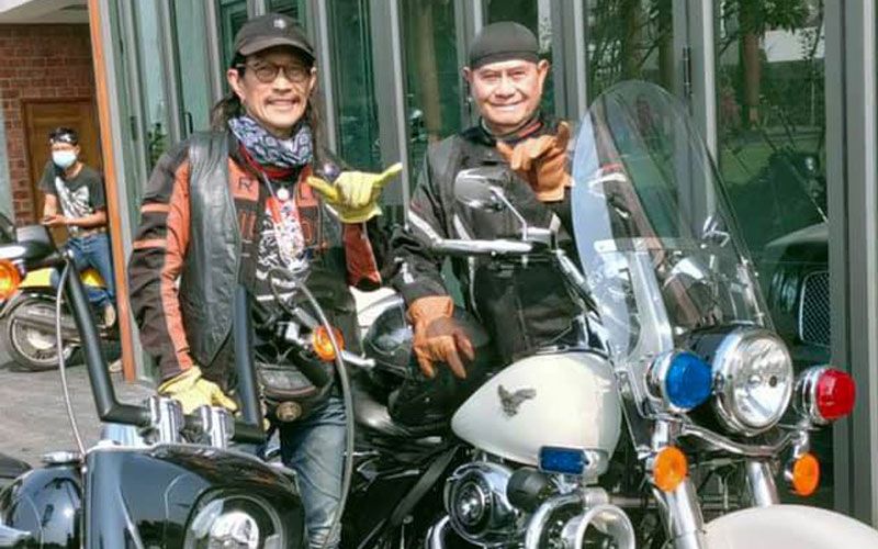 'แอ๊ด คาราบาว'ยกอดีต ผบ.ตร.'ประชา พรหมนอก'เป็นแบบอย่างดำเนินชีวิต