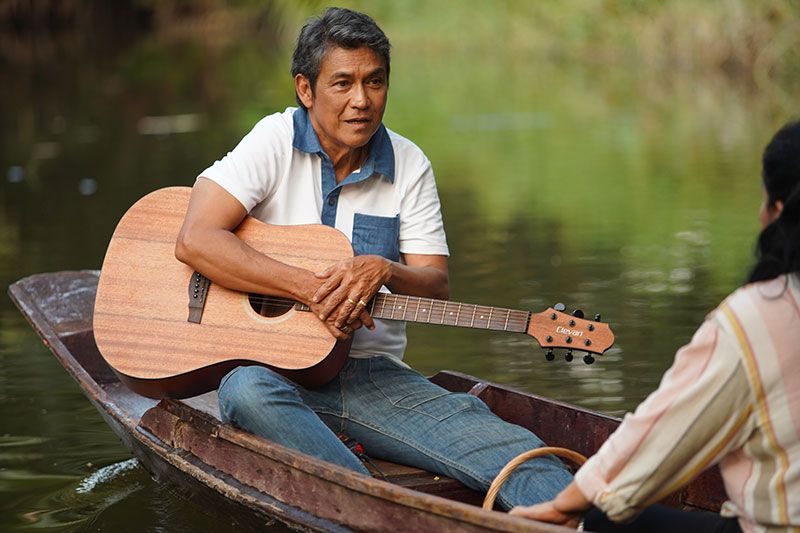 ‘สิงโต’ ขอบคุณนักแสดงรุ่นใหญ่ ‘เอ๋-ไพโรจน์’  ชวนร้อง ‘ไม่ใช่ฝัน’ ประกอบหนัง ‘วัยอลวนฮ่า!’