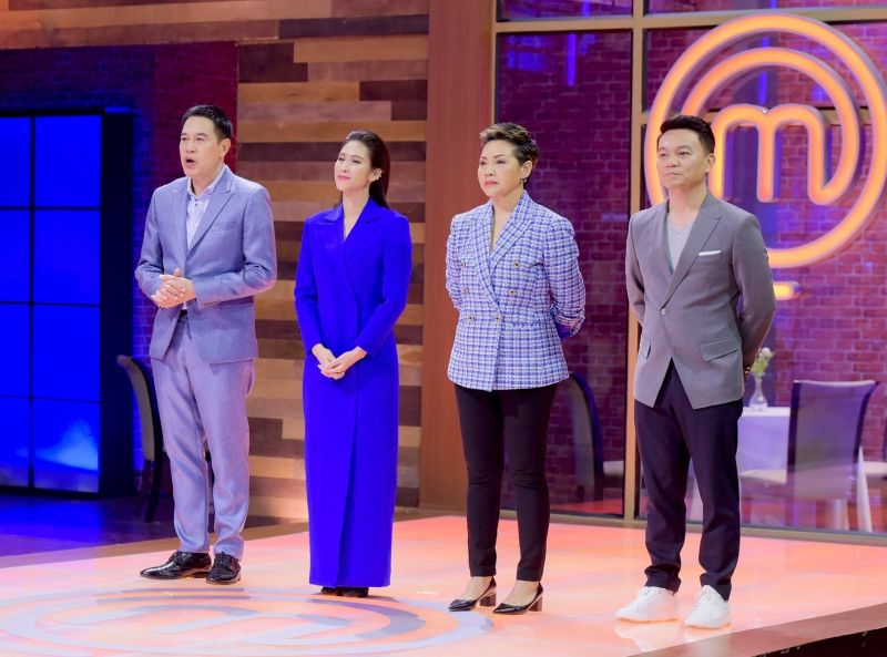 'มาสเตอร์เชฟฯ'จัดหนัก!!ยกขบวนเทพบุก 'มาสเตอร์เชฟคิทเช่น'15 คนอึ้งกุมขมับ!!ชีวิตตกที่นั่งลำบาก