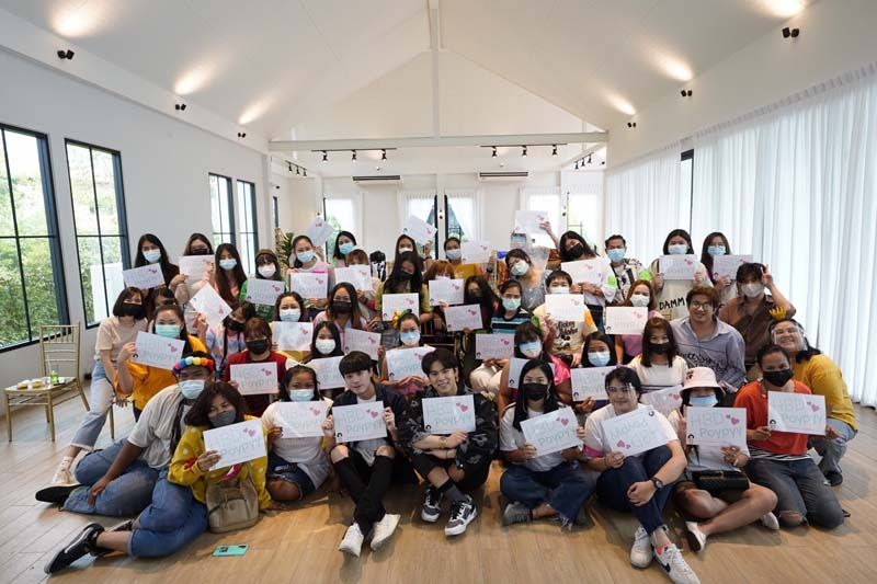 แรงทะลุปี ‘ปอย-กฤษณพงศ์’ ปลื้มแฟนคลับจัดฉลองวันเกิด