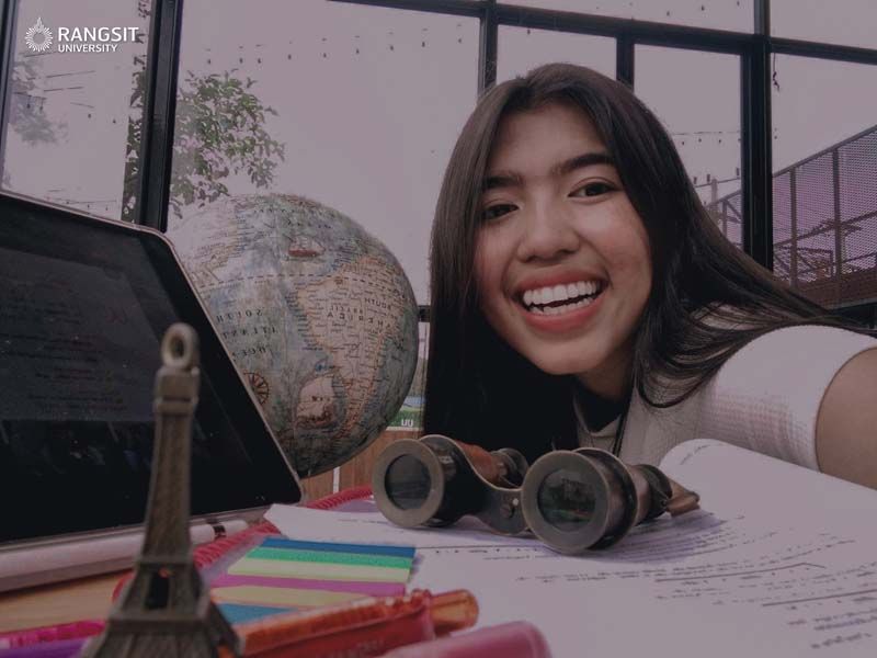 ‘กมลทิพย์ ชูนวลศรี’ นักศึกษาม.รังสิต สร้างชื่อ  ชนะเลิศการถ่ายภาพเซลฟี่ระดับภูมิภาคเอเชียแปซิฟิก