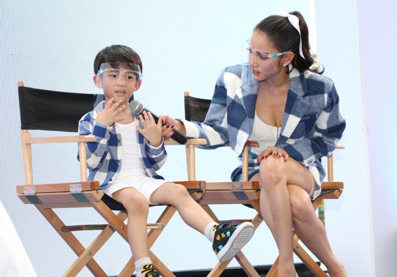 'แพท ณปภา'ควง'น้องเรซซิ่ง'เล่าความประทับใจโตมากับโดราเอมอน