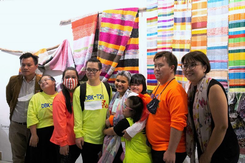 เดอะ เรนโบว์ รูม จับมือหอศิลป์กรุงเทพฯ เชิญชมนิทรรศการศิลปะเพื่อความแตกต่าง'Language of The Soul'