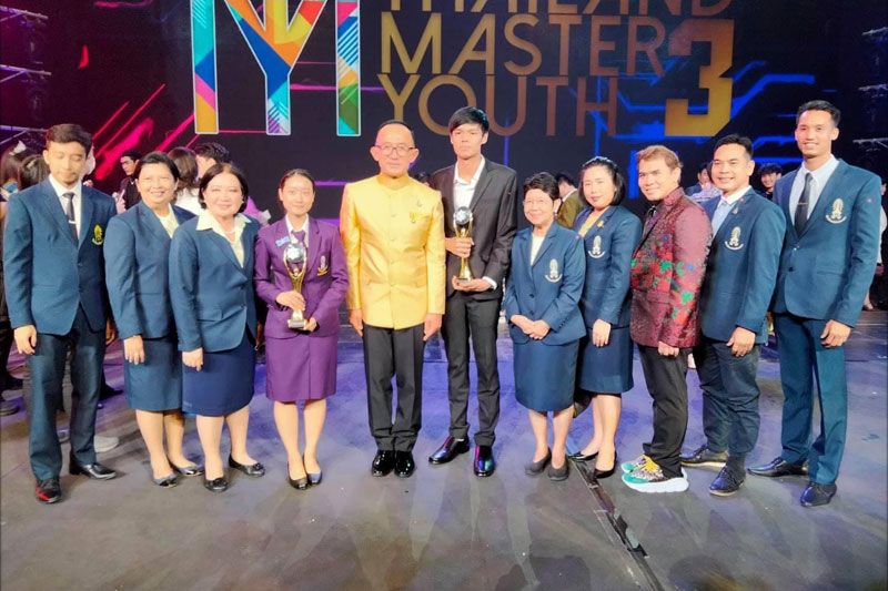 สมาชิกวุฒิสภาเป็นประธานมอบรางวัลเยาวชนแห่งปี ‘Thailand Master Youth 2020-2021’