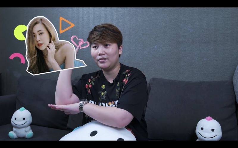 โควิด-19 ทำชีวิตเปลี่ยน จากแอร์โฮสเตสสุดเริ่ดขึ้นแท่น VJ สุดปัง