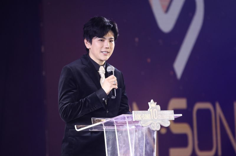 'เอก ณกรณ์'กลับมาเขย่าบัลลังก์วงการฯ