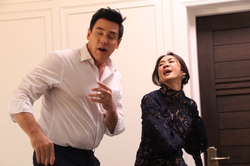 ใส่เต็ม!จนหมดแรงกลางกองฯ 'วิลลี่'ฟาด 'ยุ้ย'