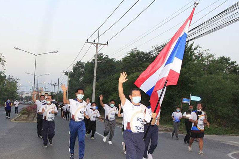 ‘นิพนธ์’วิ่งนำ‘ธงชาติไทย รวมใจสู่ชัยชนะ’มอบกำลังใจสู่นักกีฬาทีมชาติไทย