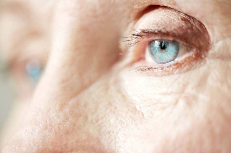 LIFE&HEALTH : ปัญหาสายตาที่มาพร้อมกับอายุ