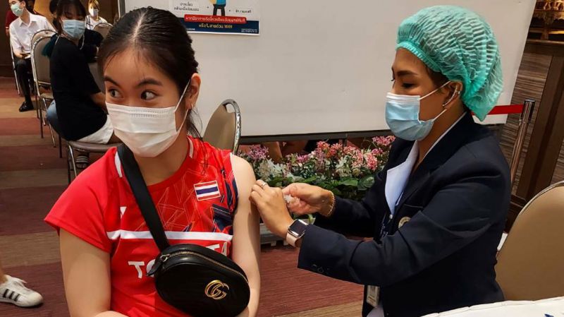 แบดไทยฉีดวัคซีนโควิดลุยเก็บคะแนนอลป.