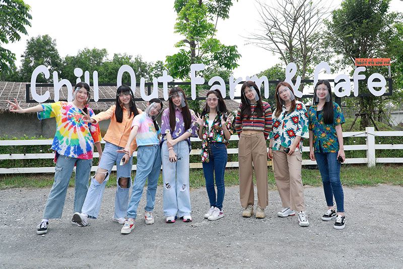 8 เมมเบอร์ วง BNK48 ทั้ง 3 รุ่น สาดความสุขกับกิจกรรม One Day Trip