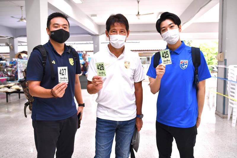 'ช้างศึก'ฉีดวัคซีนพร้อมลุยคัดบอลโลก