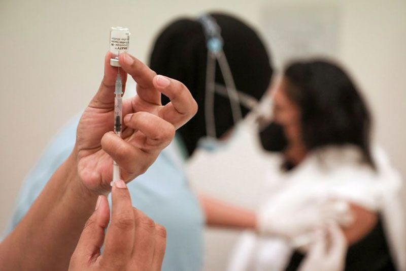 รัฐบาลมาเลเซียไฟเขียวให้ใช้เงิน'กองทุนน้ำมัน'ซื้อวัคซีนโควิด