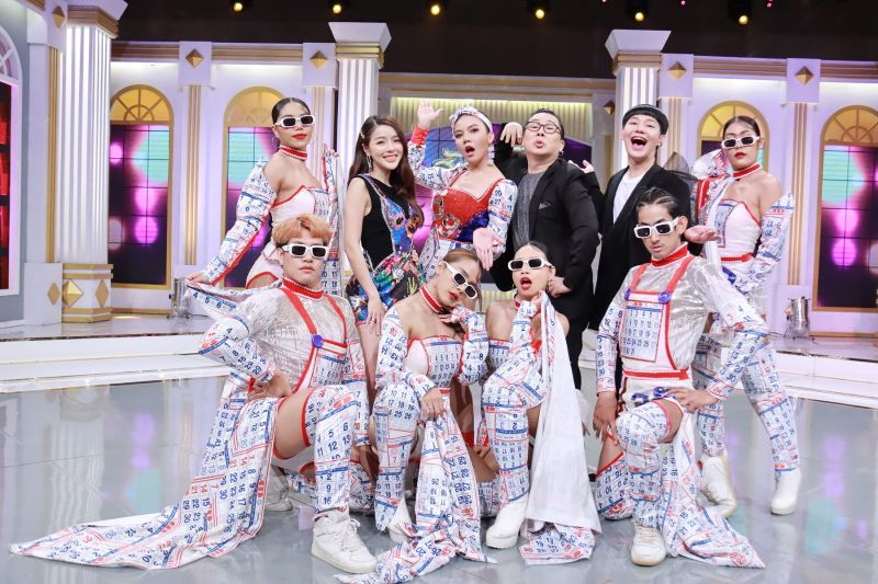 'จ๊ะ นงผณี'จัดเต็มโชว์เพลง 'สิบสอง'เชื่อฮวงจุ้ยทำให้โด่งดัง ใน 'ฮัลโหล ซุปตาร์'