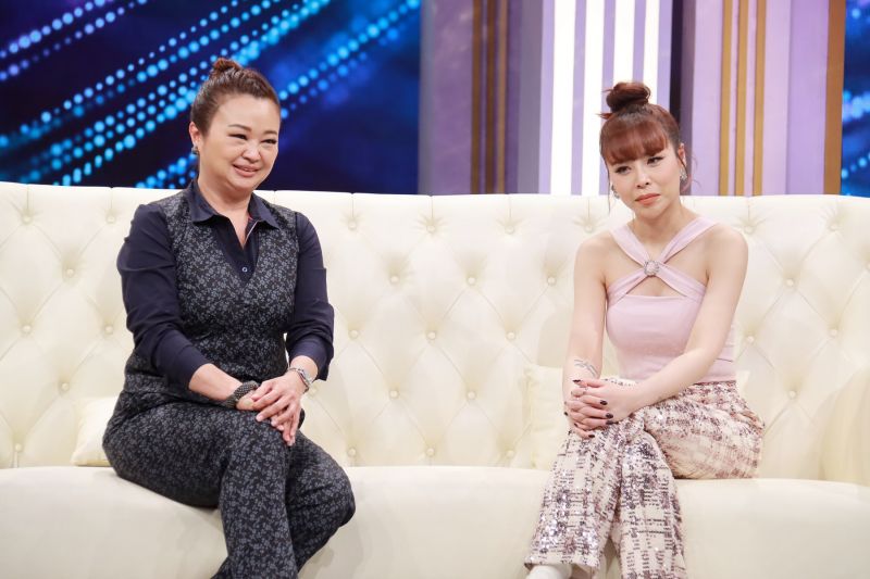 'เจนนิเฟอร์ คิ้ม'ยก 'ซานิ'เป็นลูกสาว พร้อมควงเล่าวีรกรรมความแสบ