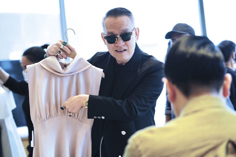 LINE FASHION ANNUALE 2021 ดึง 3 กูรูแฟชั่นแถวหน้า  ติวเข้ม 15 แบรนด์ไทยฉายแววปังบนรันเวย์แฟชั่นครั้งใหญ่