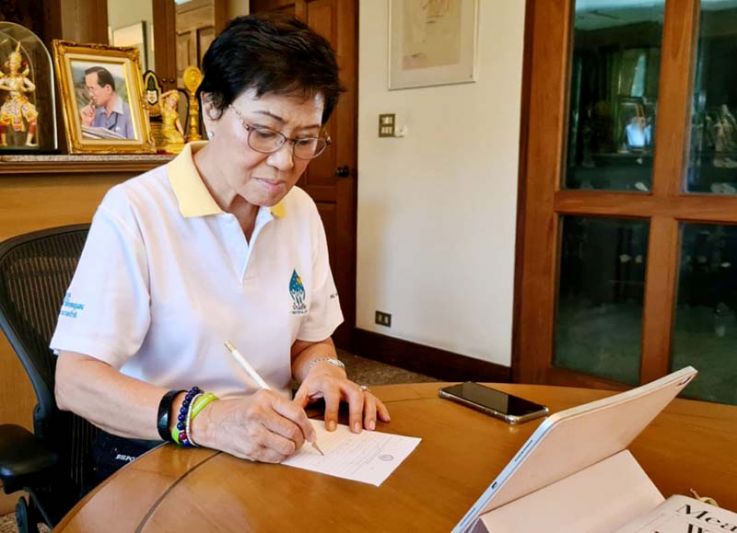 ดร.คุณหญิงกัลยา เร่งช่วยผู้ติดเชื้อโควิด-19 47 อาชีวะเกษตรและประมง ทำอาหารแจก 4 แสนกล่อง