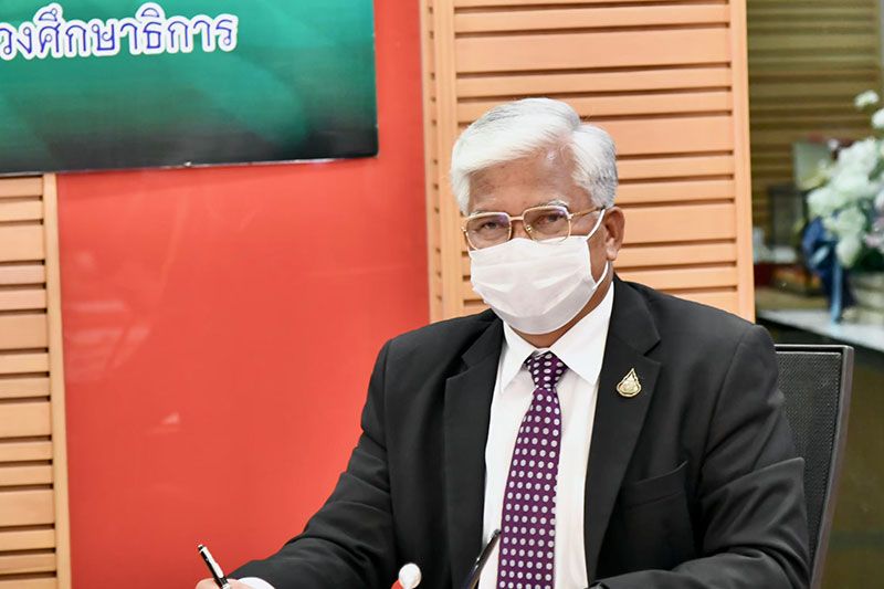 สอศ.ร่วมเว็บ'ครูพร้อม'จัดเต็มหลักสูตรออนไลน์ ถ่ายทอดความรู้ก่อนเปิดเทอม