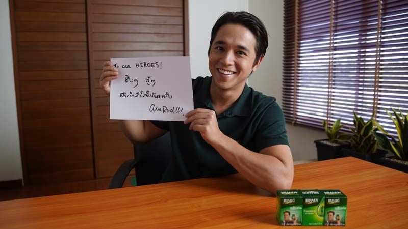 ‘อเล็กซ์’ ส่งพลังฮึบ  ให้บุคลากรทางการแพทย์ใน 7 โรงพยาบาล