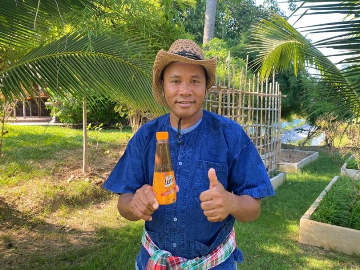 ‘ไมค์ ภิรมย์พร’ส่งมอบนํ้าปลาร้า 300 โหล ให้กับ 3 ชุมชน พร้อมส่งกำลังใจให้ทุกคนผ่านวิกฤติ