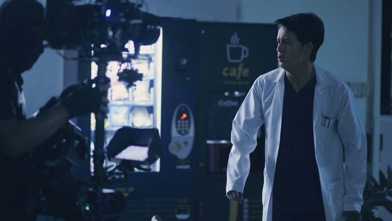 ‘ไอซ์-พาริส’แบกกล้องลุยเดี่ยวกลางสุสาน  ในหนัง‘GHOST LAB ฉีกกฎทดลองผี’