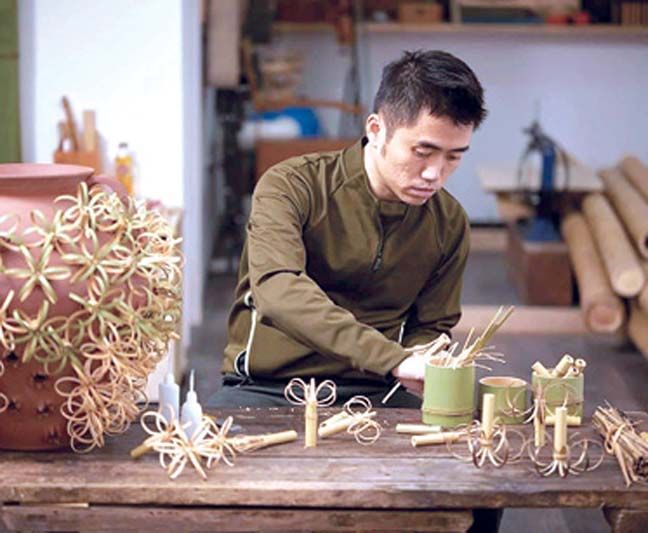 LOEWE WEAVES คอลเลคชั่นจากหม้อดินเผา