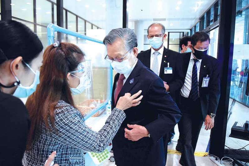 ประชุมสภานัดแรกคุมเข้ม  ห้ามสส.ถอดแมส  มติฉลุยพรก.ปรับดอกเบี้ย