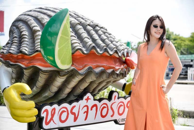 ‘เมเปิ้ล-พัชชุดาญ์’บุกร้านหอยจ๋าอร่อยจี๋
