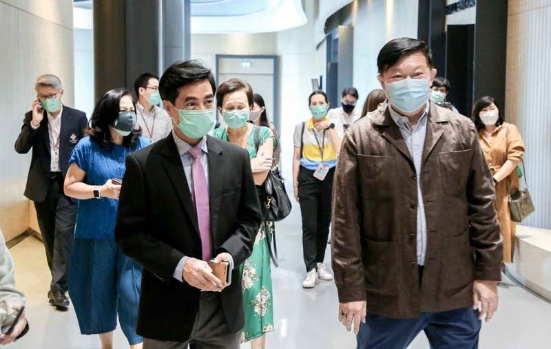 พร้อมเปิดหน่วยบริการฉีดวัคซีนเพื่อชาติ ใจกลางเมือง