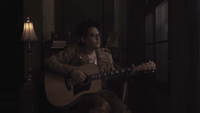 จากอินทีเรีย ดีไซเนอร์ สู่ศิลปิน  BANGTOYSTYLE (บังทอยสไตล์)