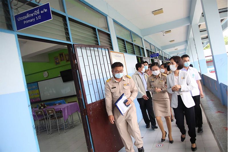 'ตรีนุช'ลงพื้นที่เชียงใหม่ตรวจเปิดเทอมวันแรก