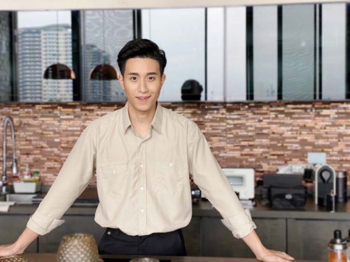 เปิดประวัติ ‘ท๊อป-สุทธิรักษ์’ สจ๊วตหนุ่มกับบทบาทนักแสดงที่น่าจับตา