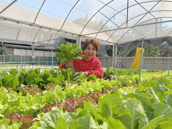'ตามสัญญา' รวมสาระความสนุกเหล่าคนดังกับอาชีพสำรองแบบยั่งยืนการเป็น 'เกษตรกร'
