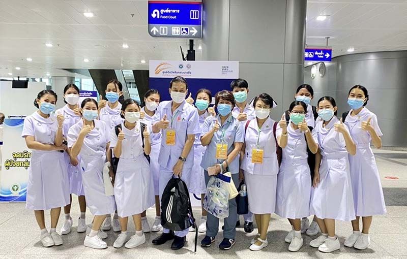 จิตอาสา อำนวยความสะดวกประชาชน ผู้ฉีดวัคซีน