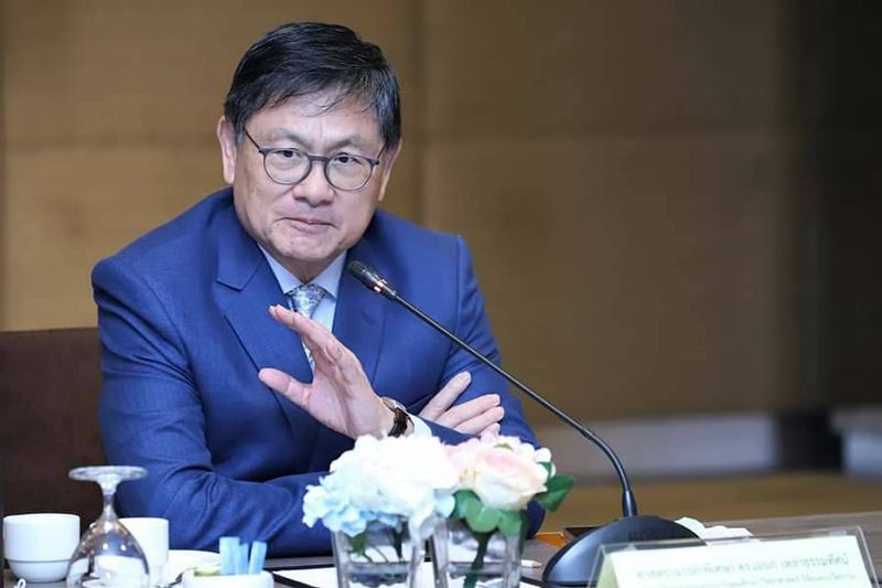 'เอนก'เผยผู้หายป่วยโควิดกลับบ้าน 3 วันติด รวม 4,153 คน -ฉีดวัคซีนกว่า 22 ล้านโดสทั่วประเทศ