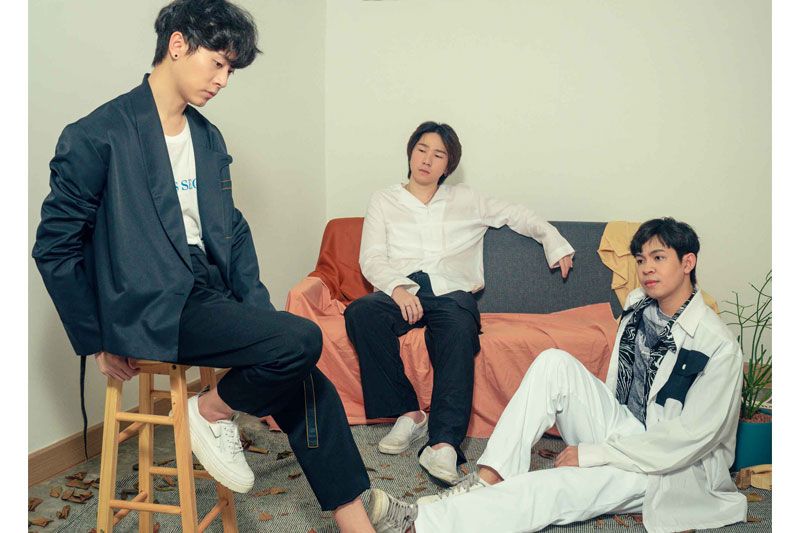 3 หนุ่ม SLAPKISSแรงต่อเนื่องส่งเพลง“แฟนเก่าคนโปรด”