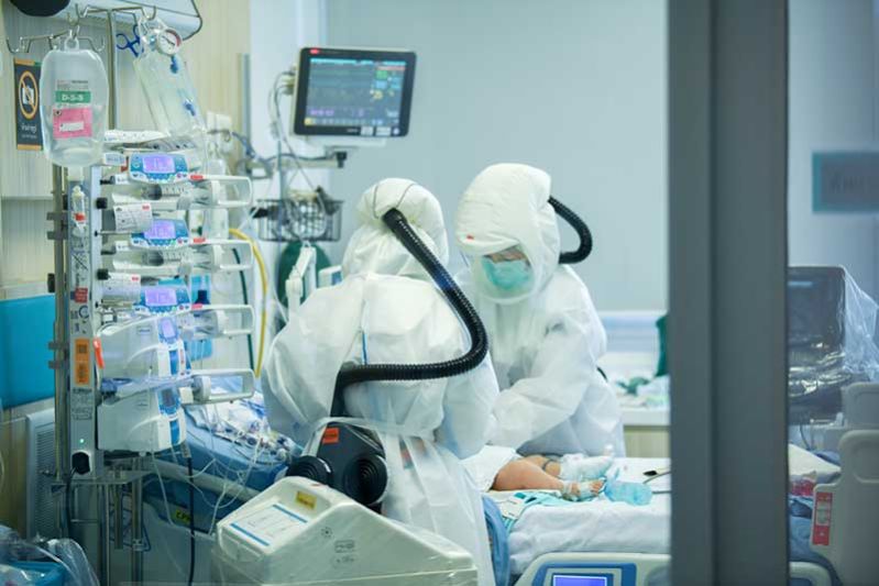 ความหวังของผู้ป่วยยากไร้ ในวันที่โควิด-19 กลับมาระบาดระลอกใหม่