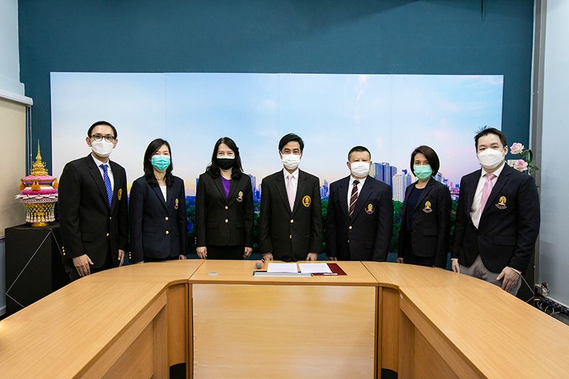 คณะแพทยศาสตร์ จุฬาฯ ลงนาม MOU เพื่อการวิจัยและพัฒนาเทคโนโลยีวินิจฉัย ป้องกัน และรักษาโรคด้านจักษุวิทยา