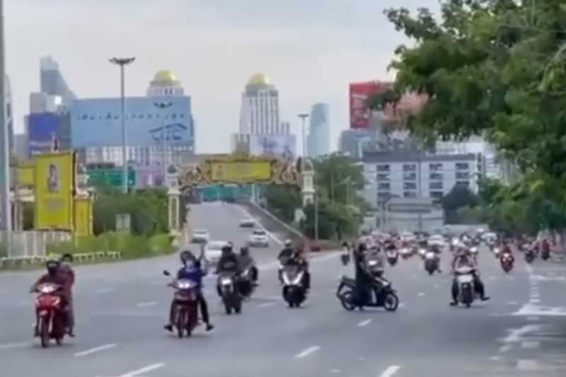 เพจดังประมวลเหตุการณ์2021 ป่วนทุกวัน อันธพาลครองเมือง