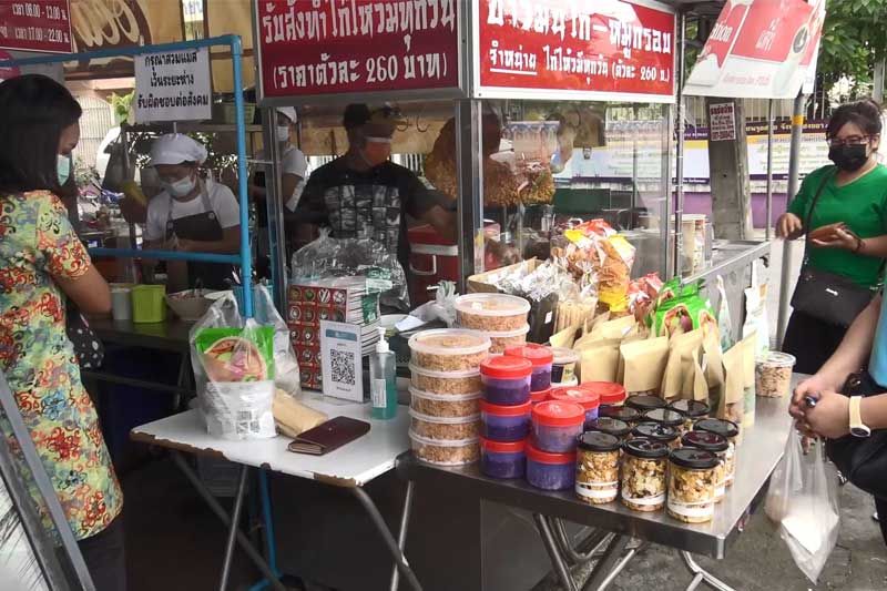ร้านติ่มซำดังเริ่มคึกคัก หลังรัฐคลายล็อกนั่งทานได้ เชื่อเศรษฐกิจจะกลับมาดีขึ้น